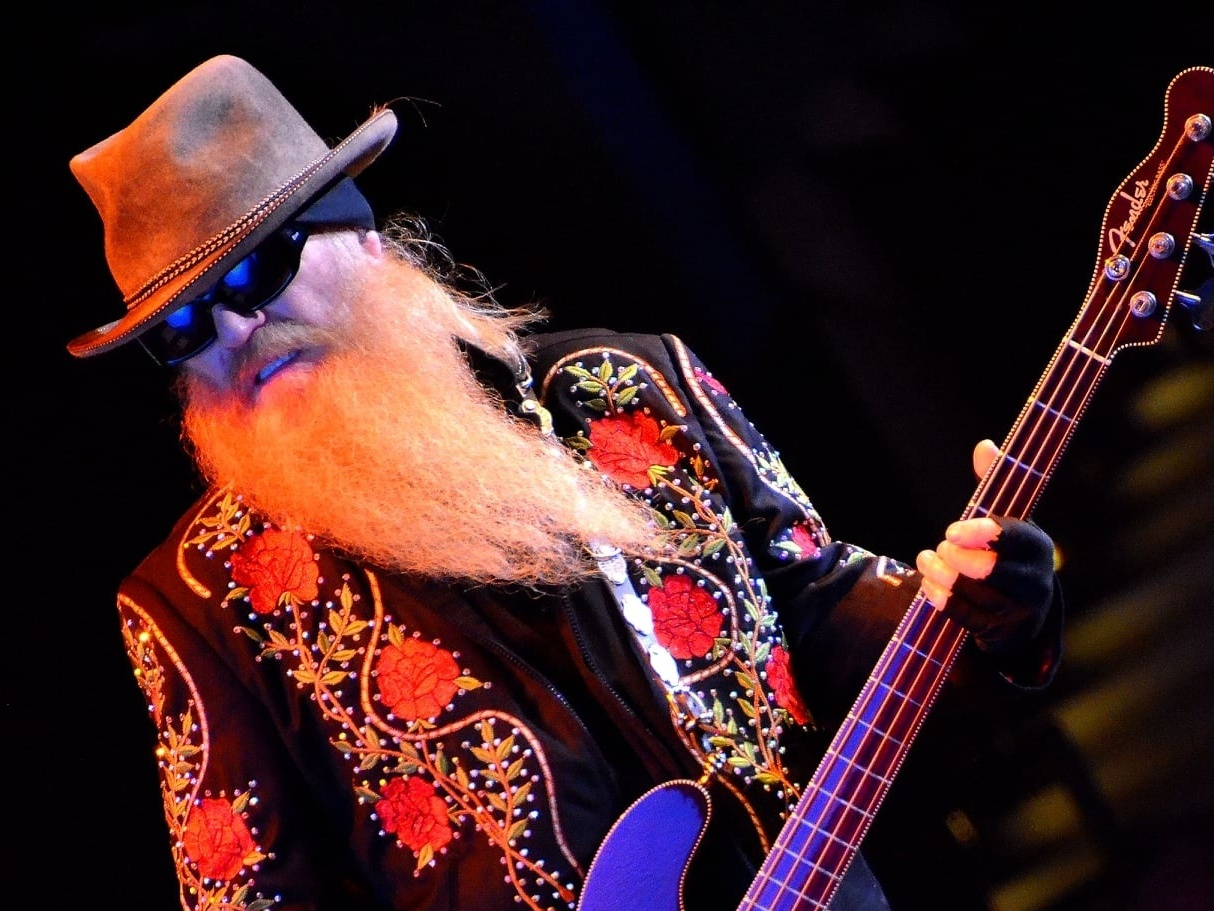 ZZ Top baixista Dusty Hill morre aos 72 anos