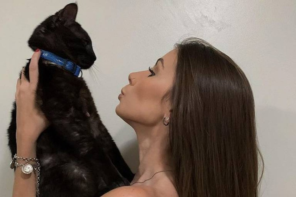 Maria Lina lamenta morte de gatinho Vai fazer companhia ao Joo
