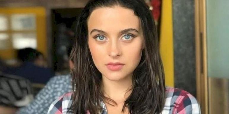 Alexandra Djavi morava na ndia e tinha 24 anos