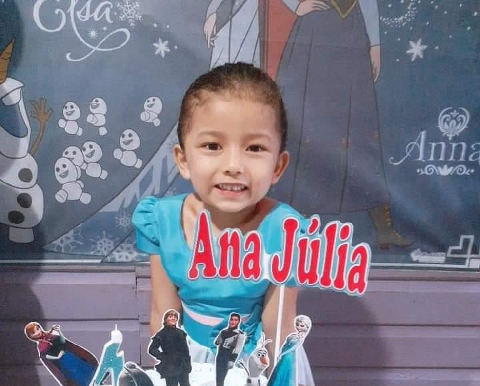Ana Jlia Pantoja de 5 anos morreu aps tiro na cabea em Santana Foto Reproduo