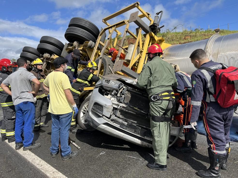Duas pessoas morreram no acidente Foto JG Notcias Cortesia
