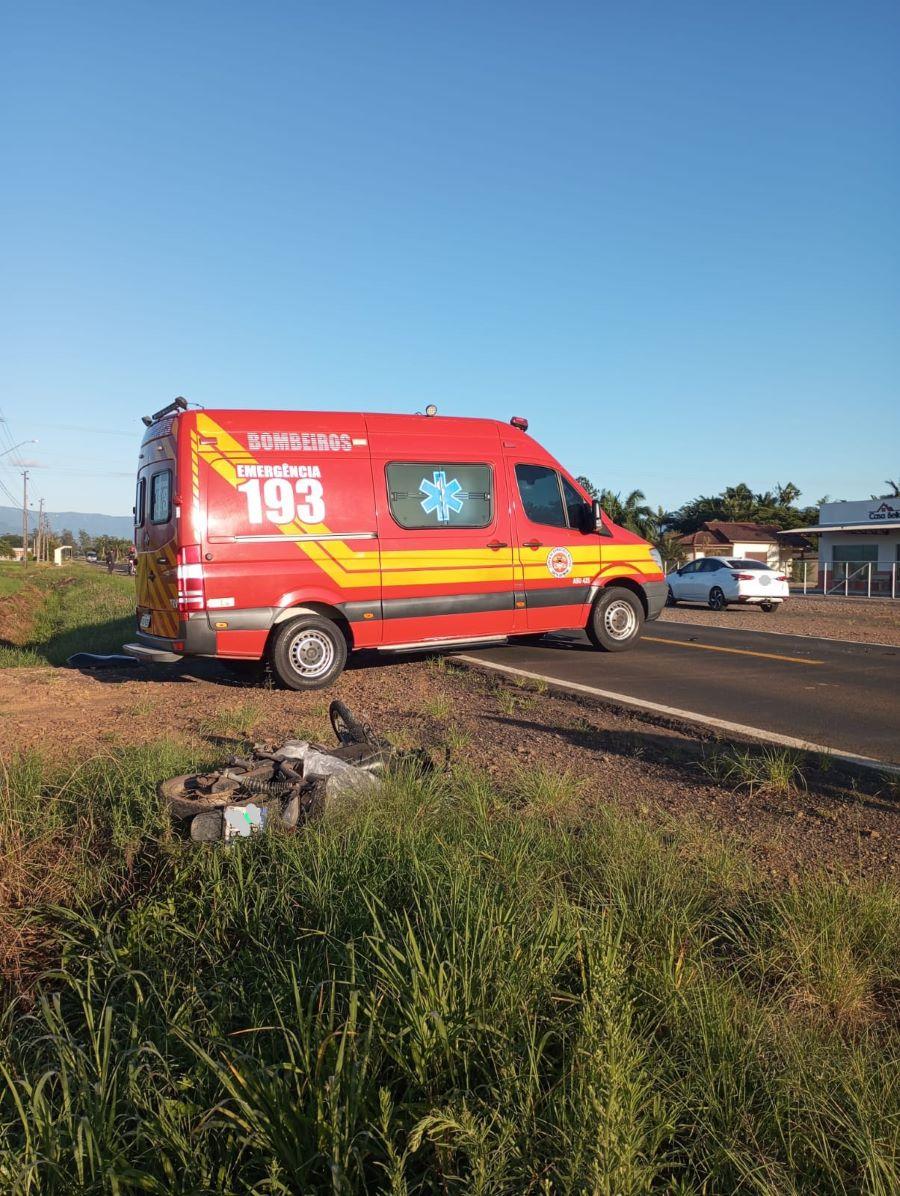 Coliso com carreta mata condutor de moto na BR-285 em Turvo