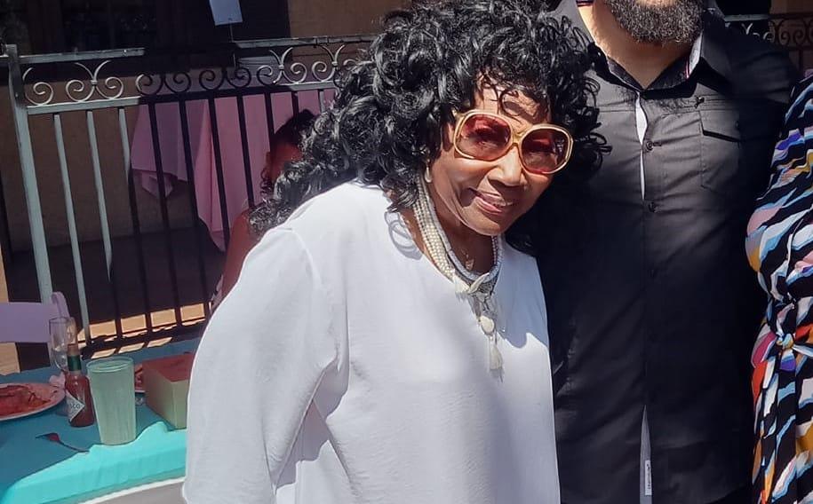 Atriz Dalyce Curry uma das vtimas de incndios em Los Angeles